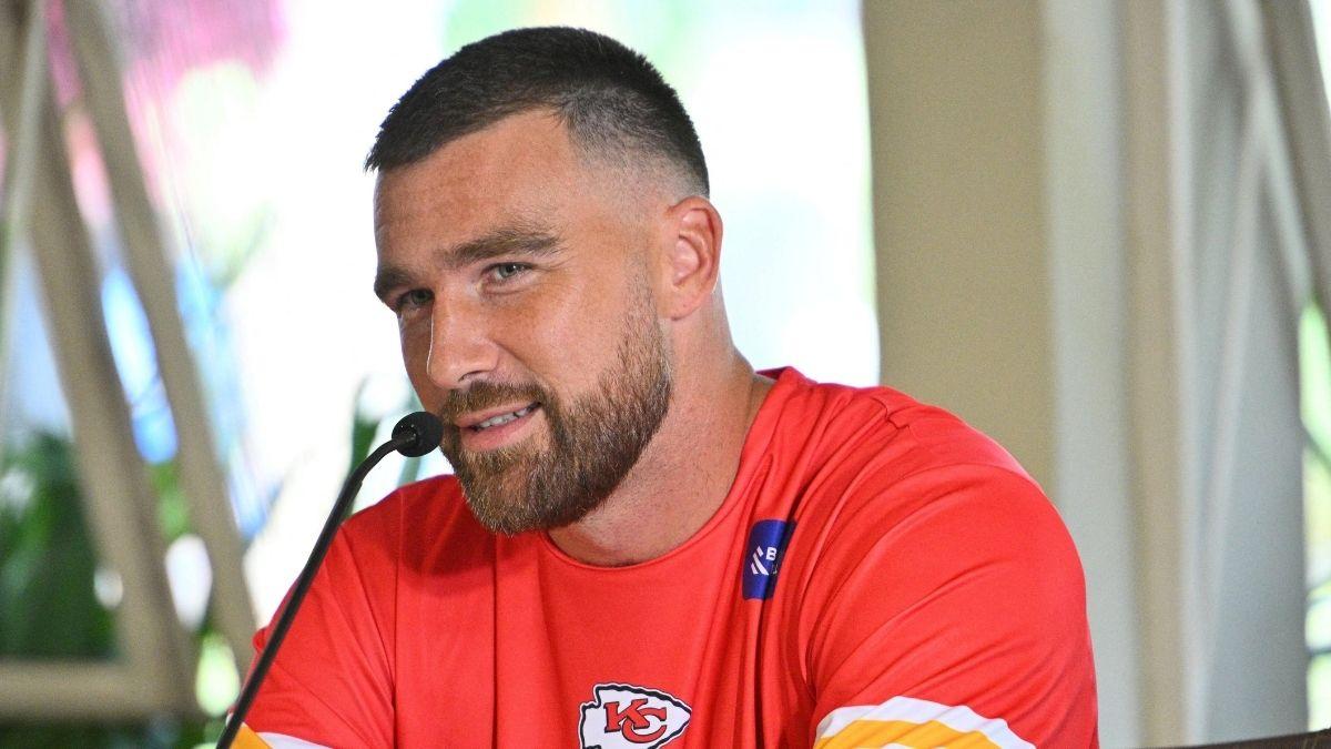 travis kelce retirement