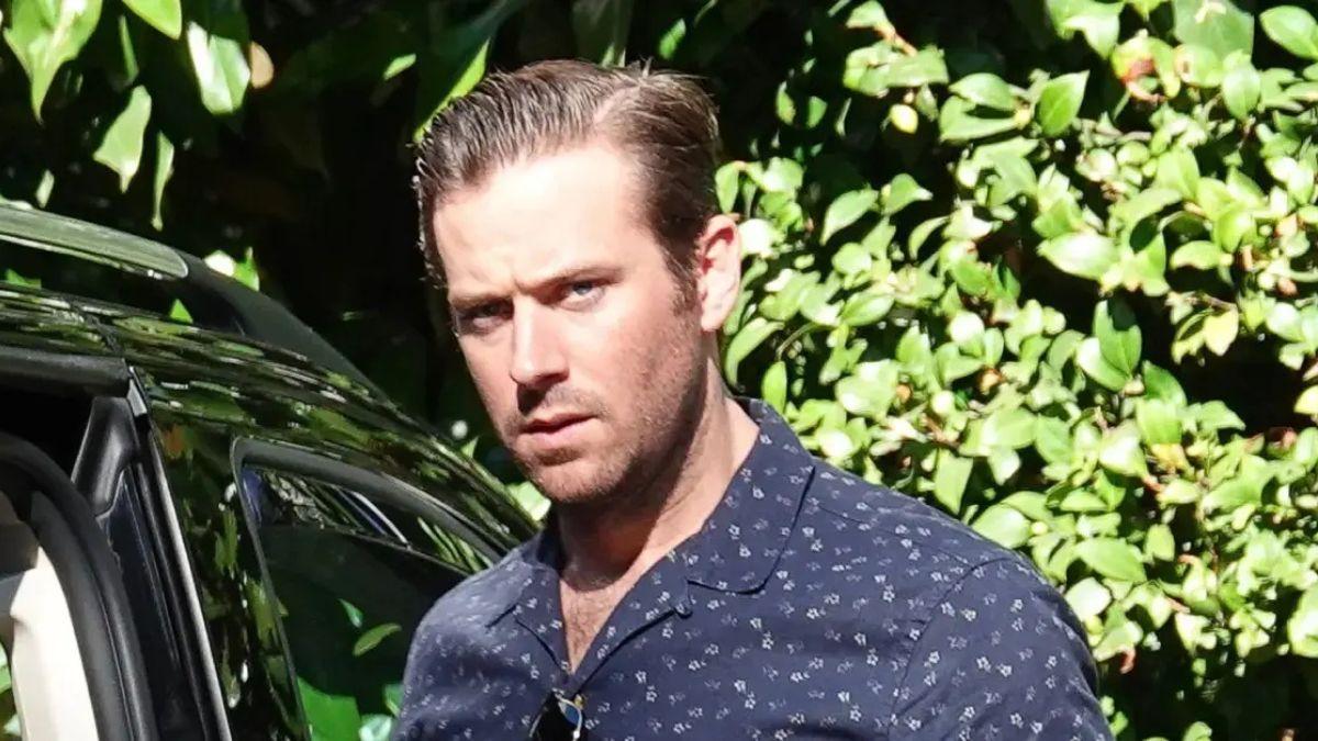 Photo of Fans couldn't help but notice that Armie Hammer looked different in newly resurfaced photos.