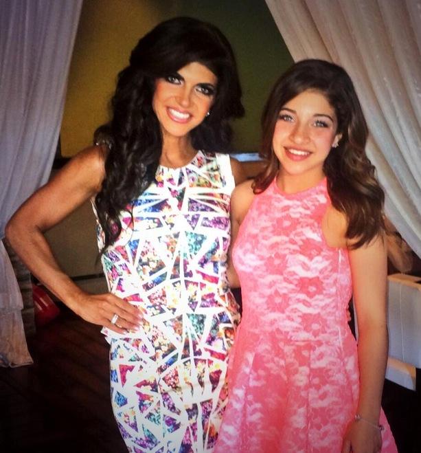 Gia giudice visits teresa giudice 4