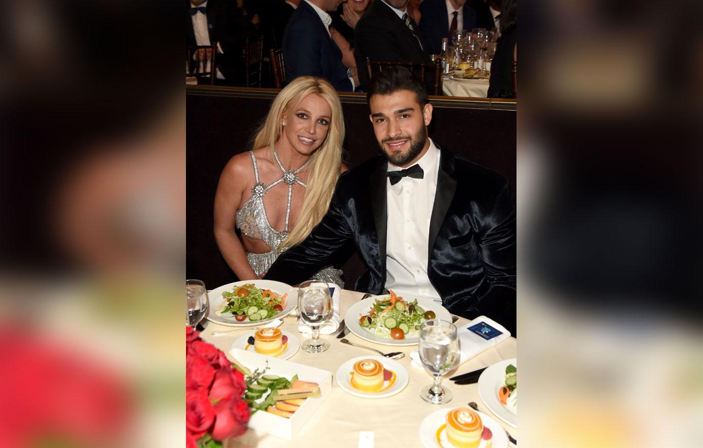 britney-spears-rehab-instagram-post-boyfriend-sam-support