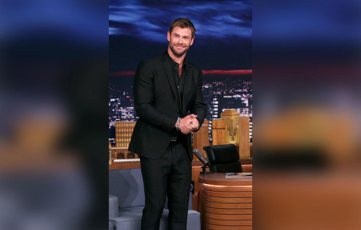 Chris Hemsworth’s 3YearOld Can Climb To The Top Of The Refrigerator