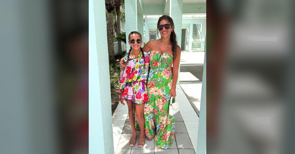 jessie james decker toned body tiny white bikini vacationing kids photo