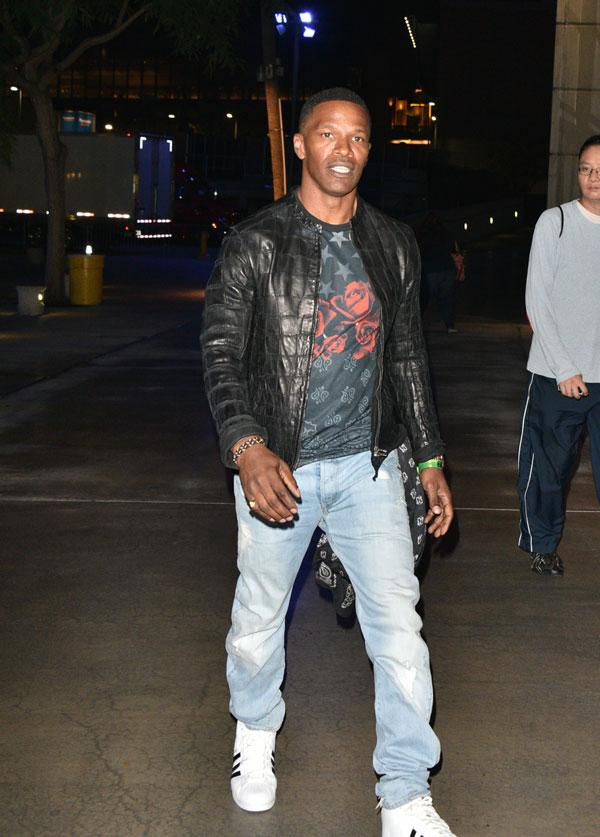 Jamie foxx rescues man