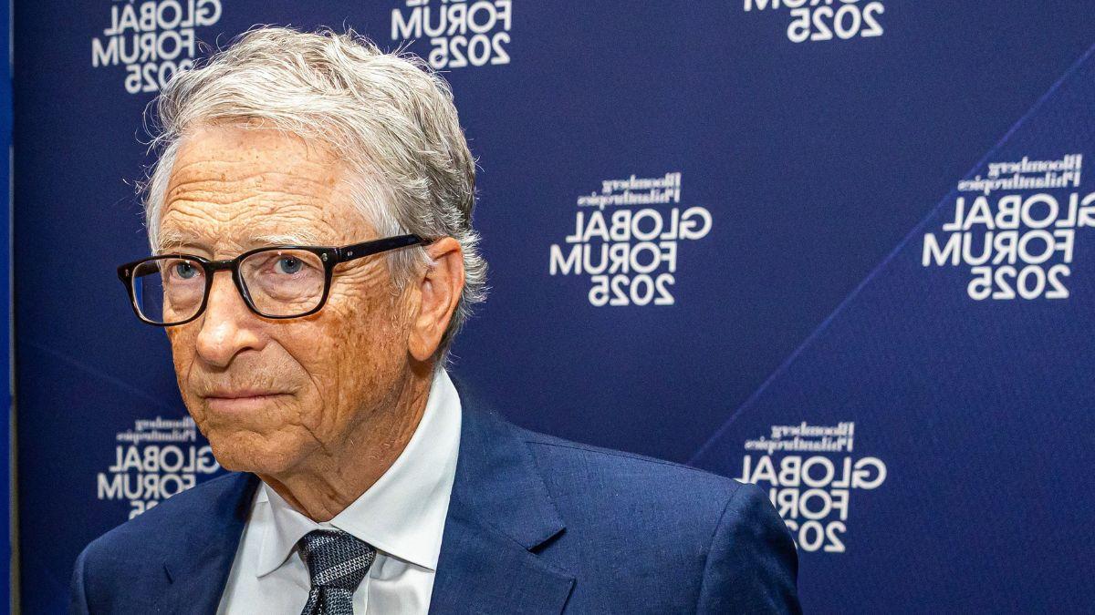 Image of Bill Gates admitted he had a 'grave error in judgement.'