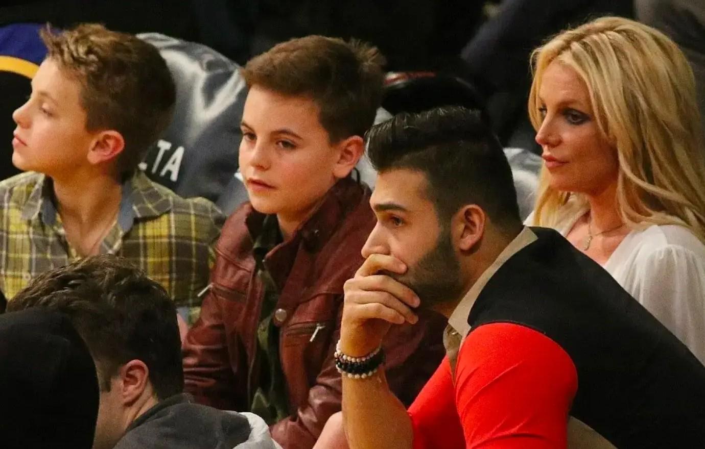 britney spears sons