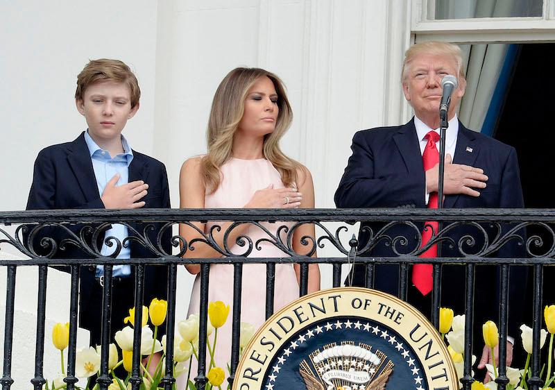 melania trump all smiles donald gala