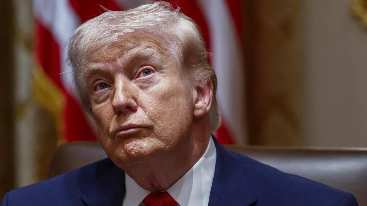 image of Tiger Woods is reportedly banned from driving around Donald Trump's grandkids.