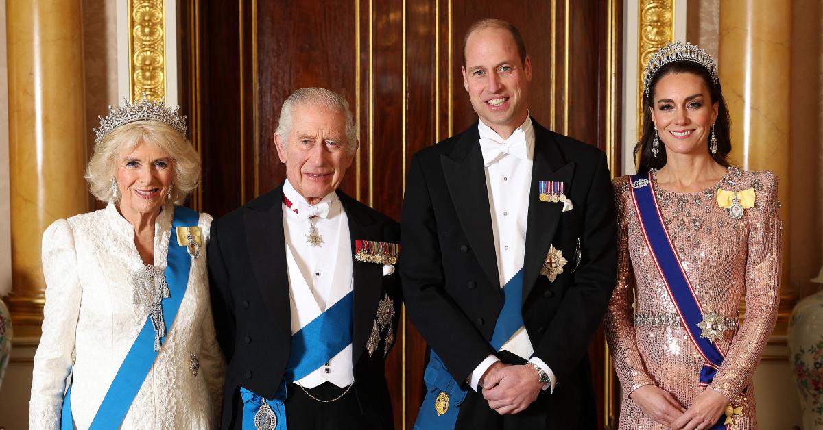 kate middleton back should be forefront royal family trooping colour