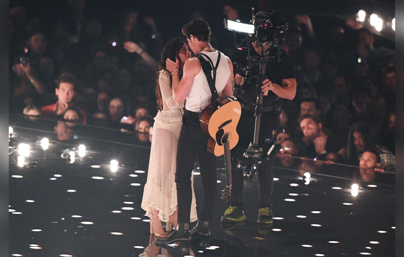 Camila Cabello & Shawn Mendes