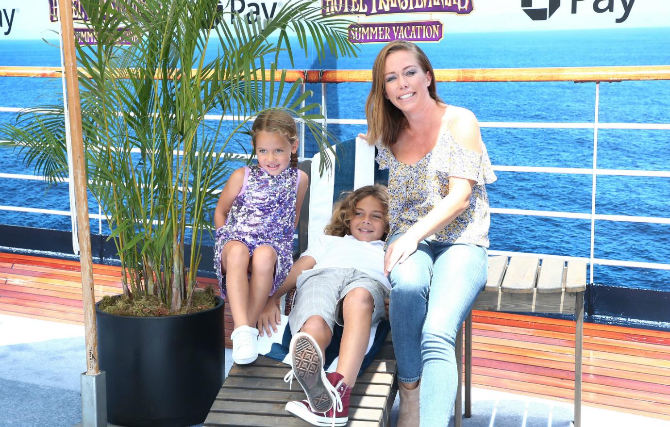 16 Celebrities Removing the Postpartum Depression Stigma