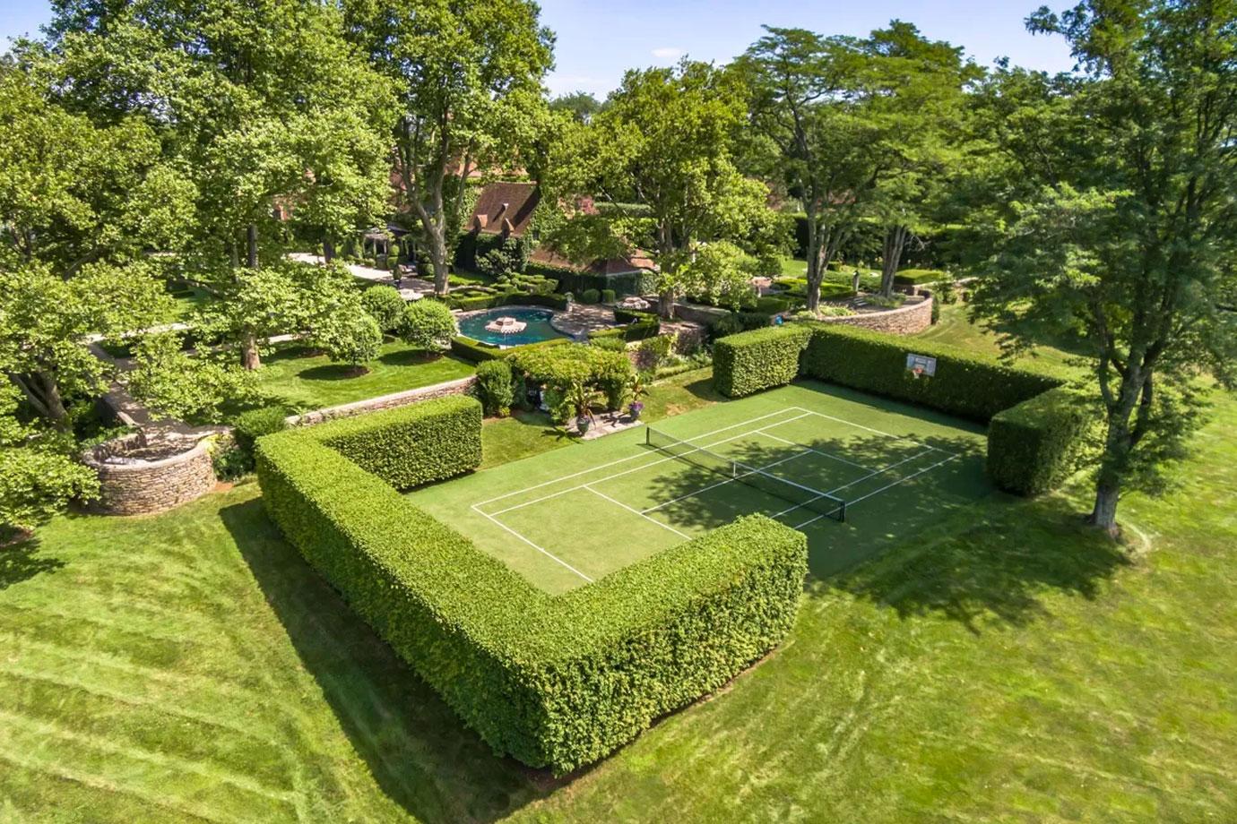 Tommy Hilfiger Finds Buyer For Greenwich CT Estate 47.5 Million