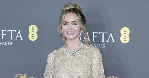 emily blunt kissing male costars throw up not enjoyed