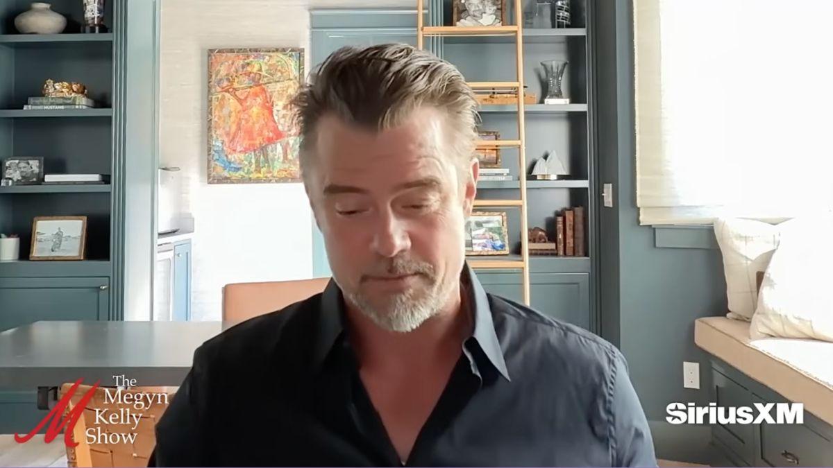 Image of Josh Duhamel was previously married to Fergie.