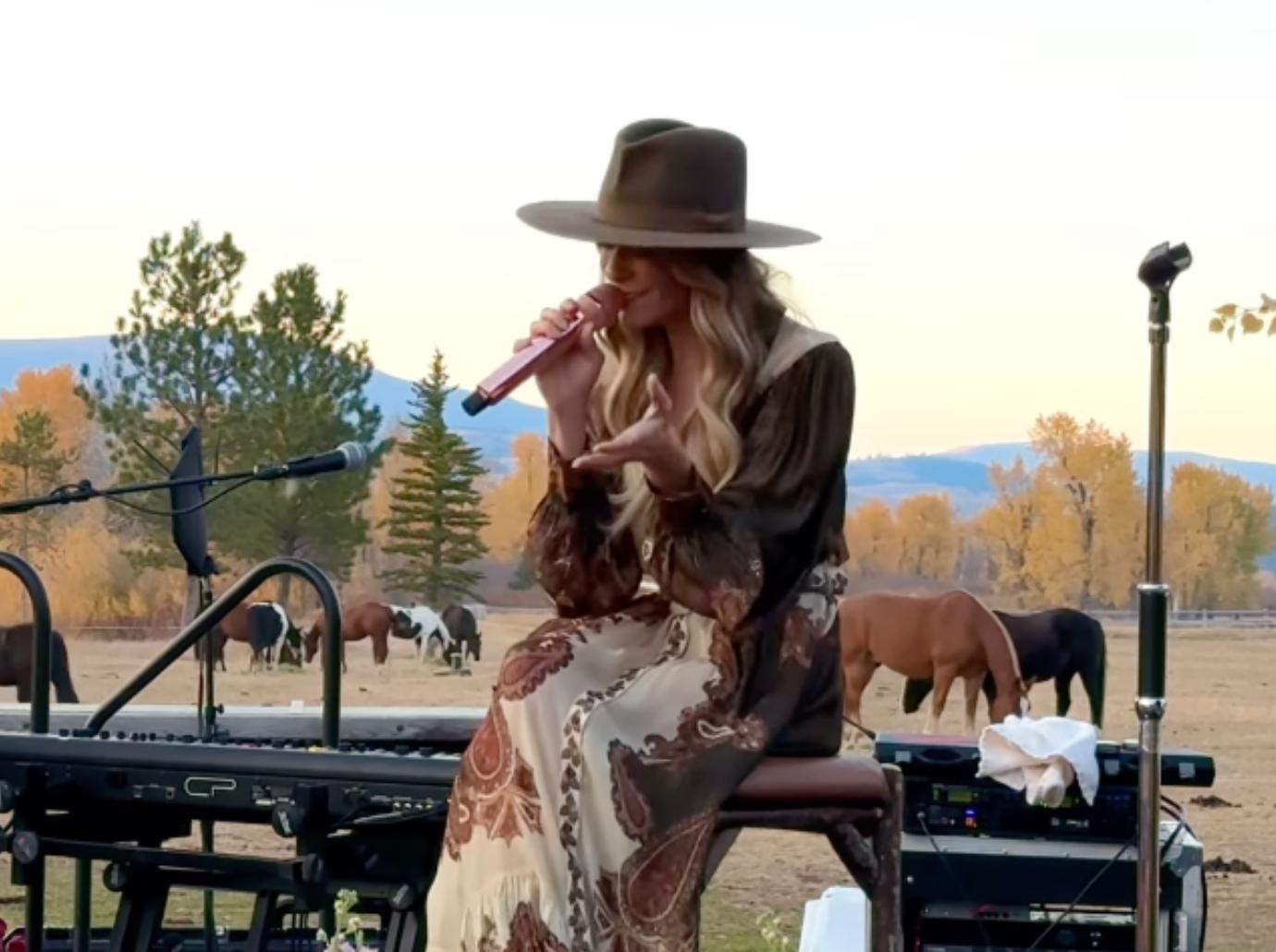 leann rimes eddie cibrian autumn harvest weekend montana ranch photos