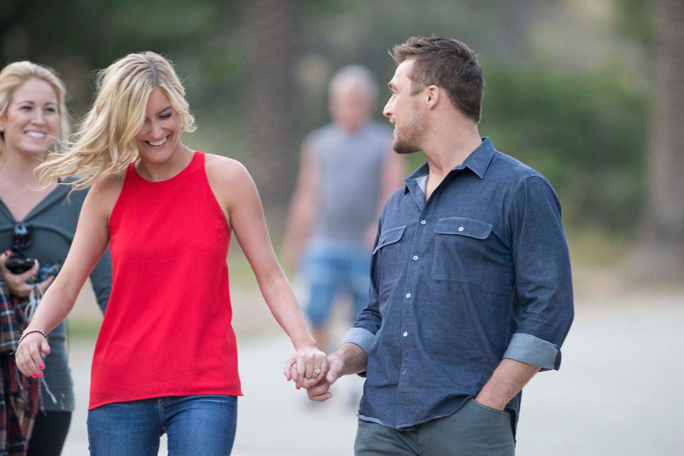 EXCLUSIVE: Bachelor star Chris Soules and fiancee Whitney Bischoff take a romantic hike at Runyon Canyon in Los Angeles.