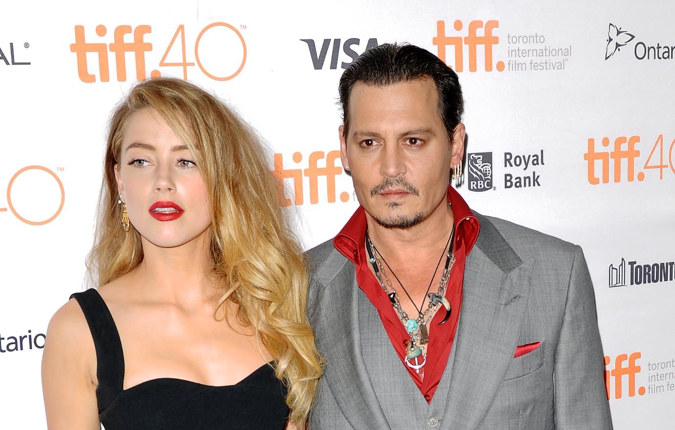 amber heard johnny depp bruised photo honeymoon