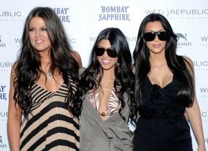 2010__04__Khloe_Kardashian_Kourtney_Kardashian_Kim_Kardashian_April26news 300×219.jpg