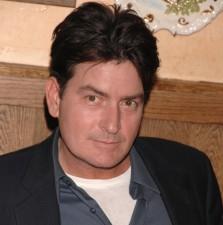 2010__02__Charlie_Sheen_Feb5newsnea 223&#215;225.jpg