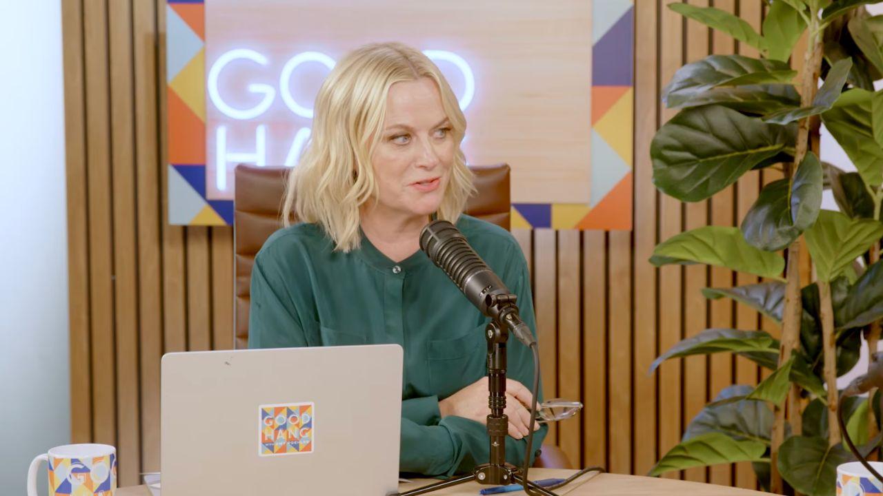 image of Amy Poehler encouraged Andrew Garfield to cry.