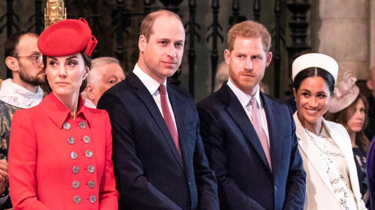 image of royal family