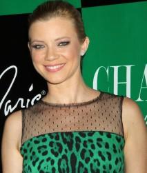 2011__04__amy_smart 213×300.jpg