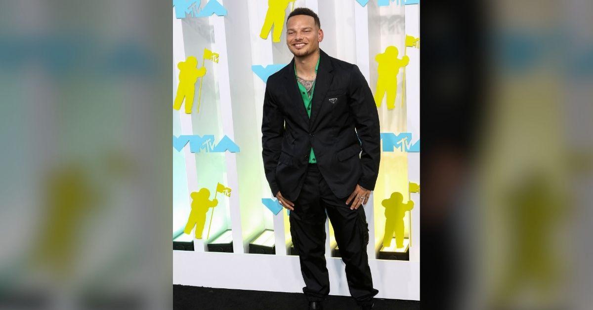 kane brown shares shirtless photos revealing fitness transformation