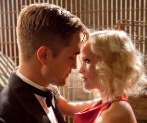 2011__04__Robert_Pattinson_Reese_Witherspoon_WFE_April4 300×270.jpg