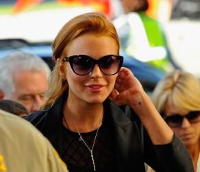 2010__09__lindsaylohan_sept24mb2 292×300.jpg