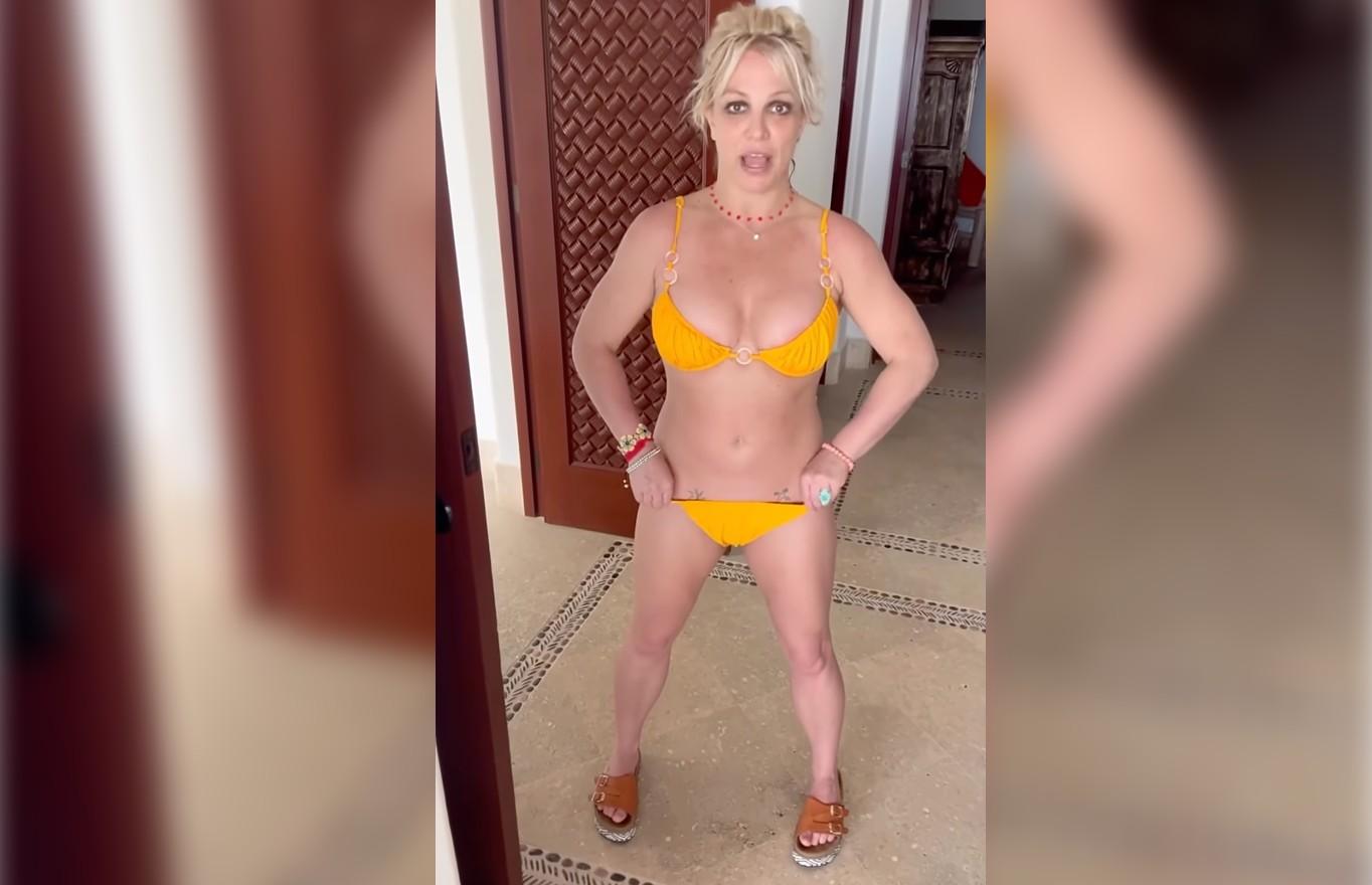 Britney Spears nearly busts out of lace bra in close-up photo of