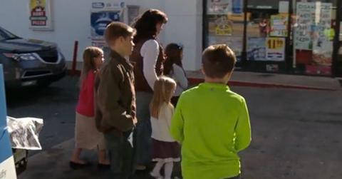 Bringing up bates episode 10 thanksgiving roadtrip