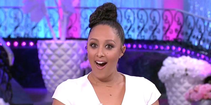 Sister, Sister star Tamera Mowry squeezes her assets into boob-baring gown  at Emmy after-party - Mirror Online