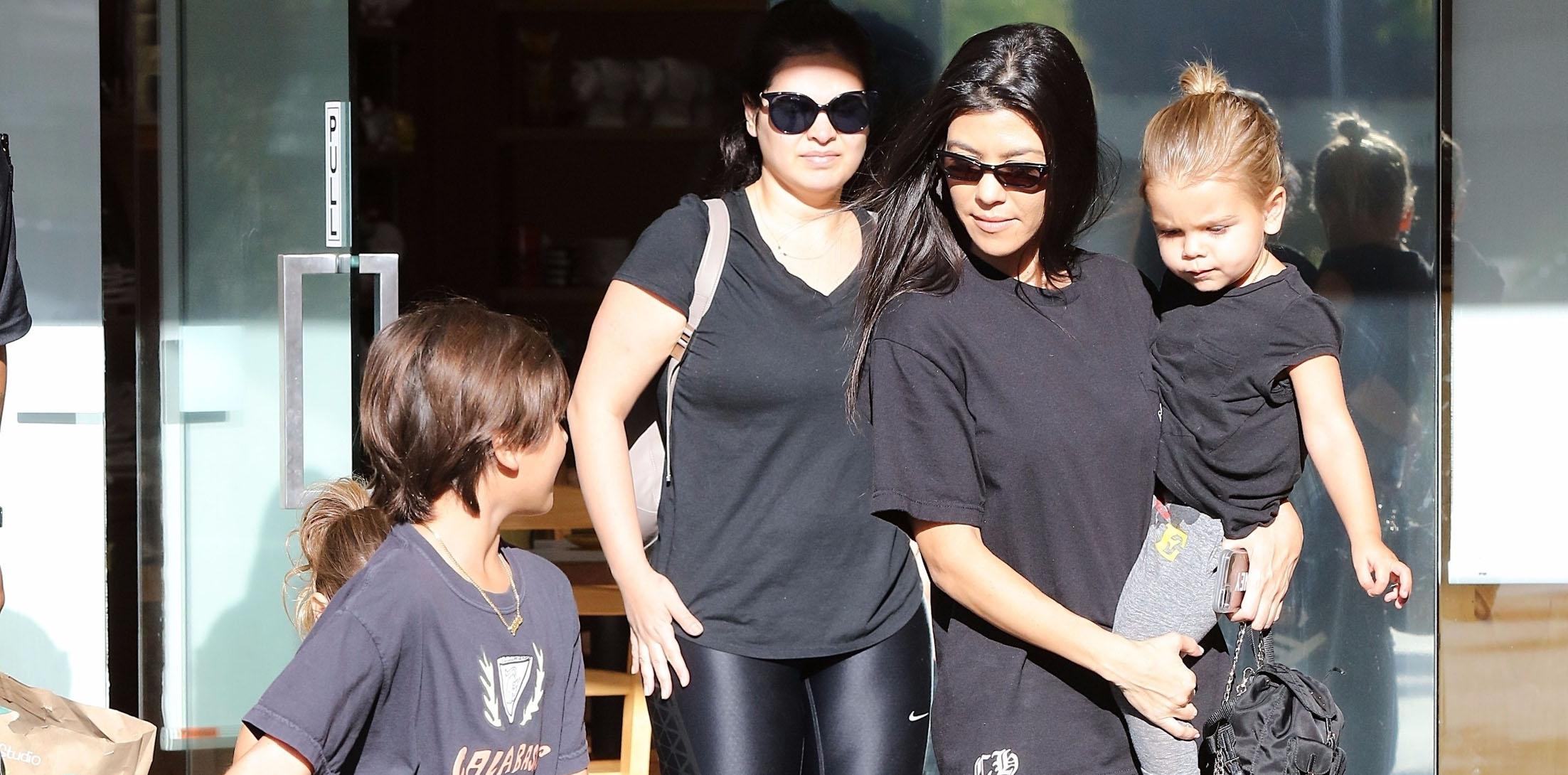 Kourtney kardashian pregnancy rumors