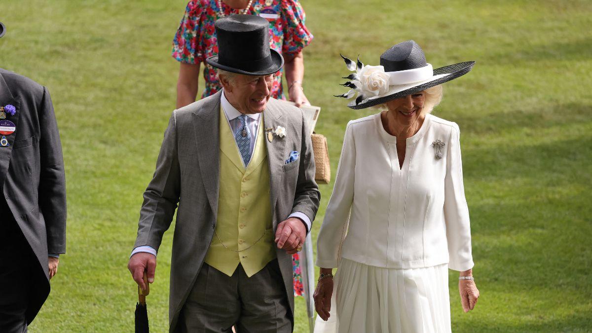 Image of Lawmakers arranged for the King to address issues during the visit.