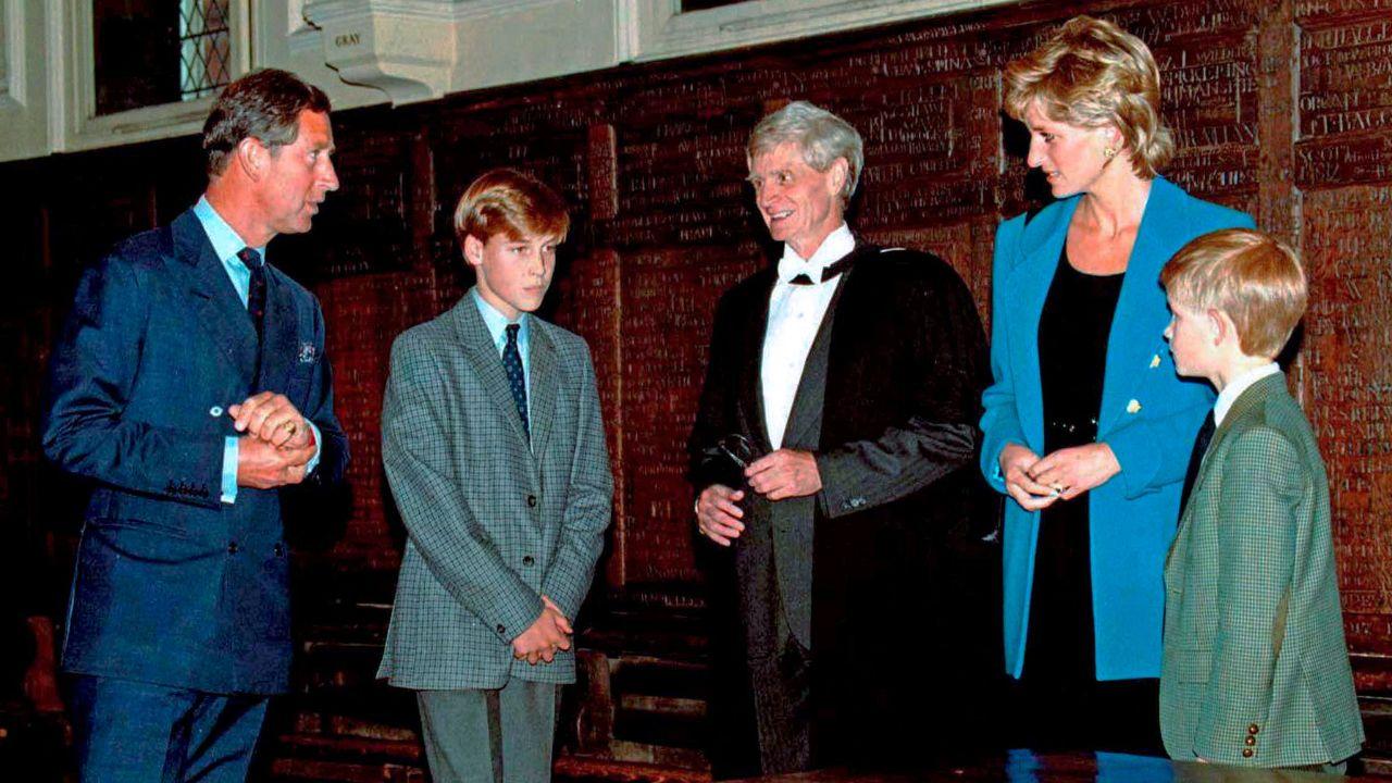 Image of Earl Specer claimed that King Charles called after learning that he opposed Prince William and Prince Harry joining Princess Diana's funeral procession.
