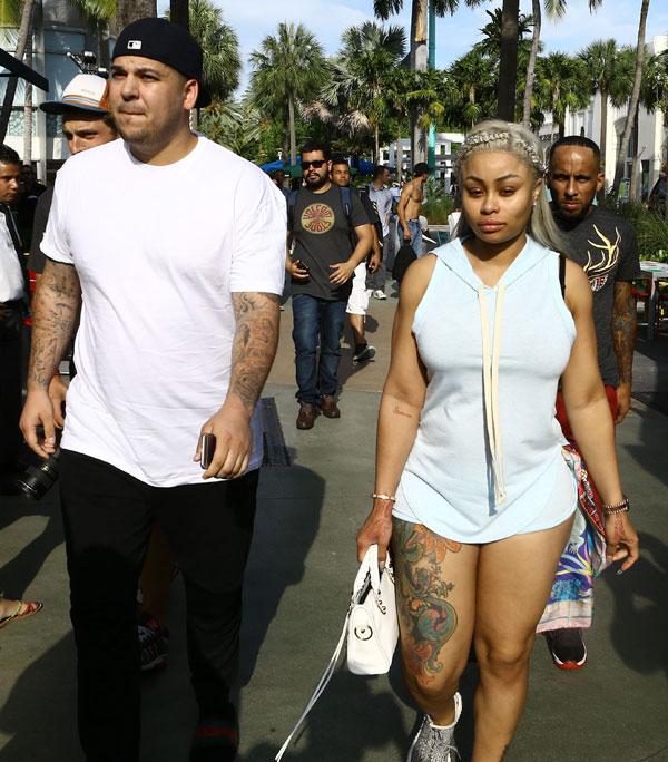 Rob kardashian smelly