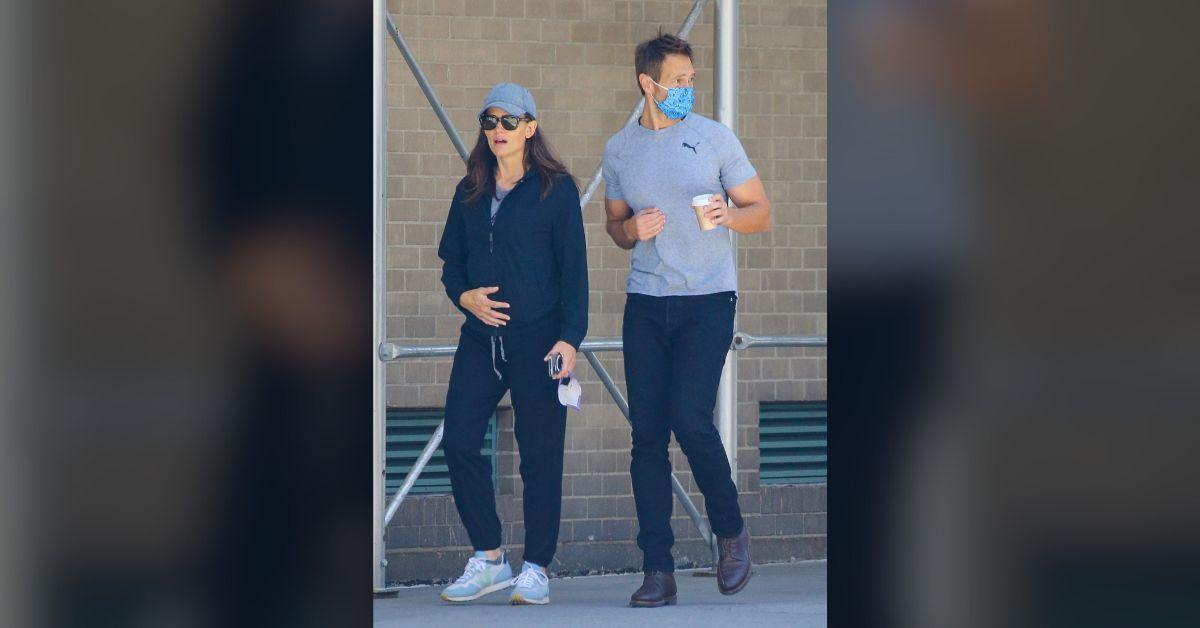 jennifer garner kisses boyfriend john miller rare public appearance watch