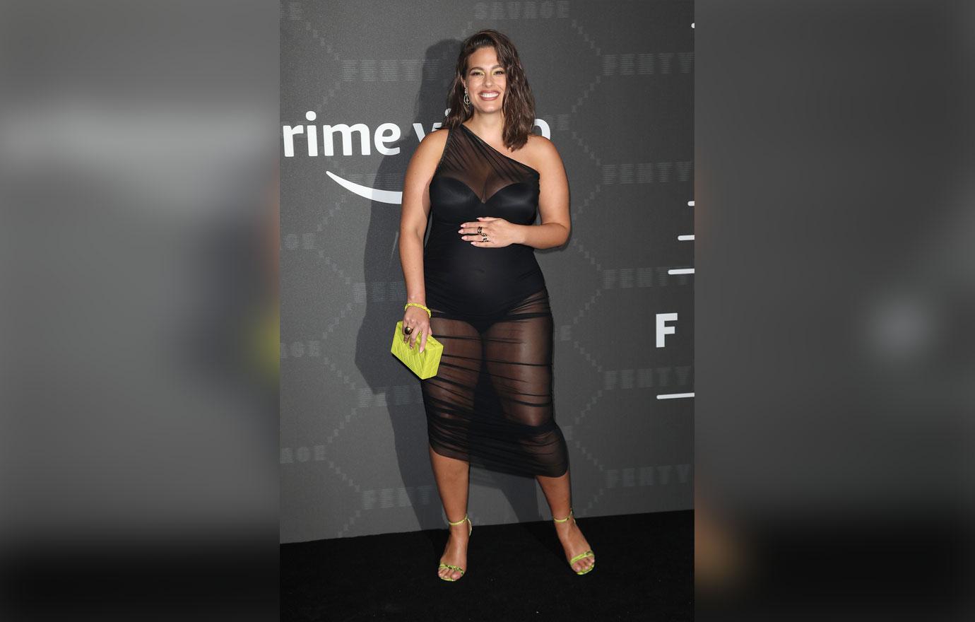 Ashley Graham In Black Dress Weight