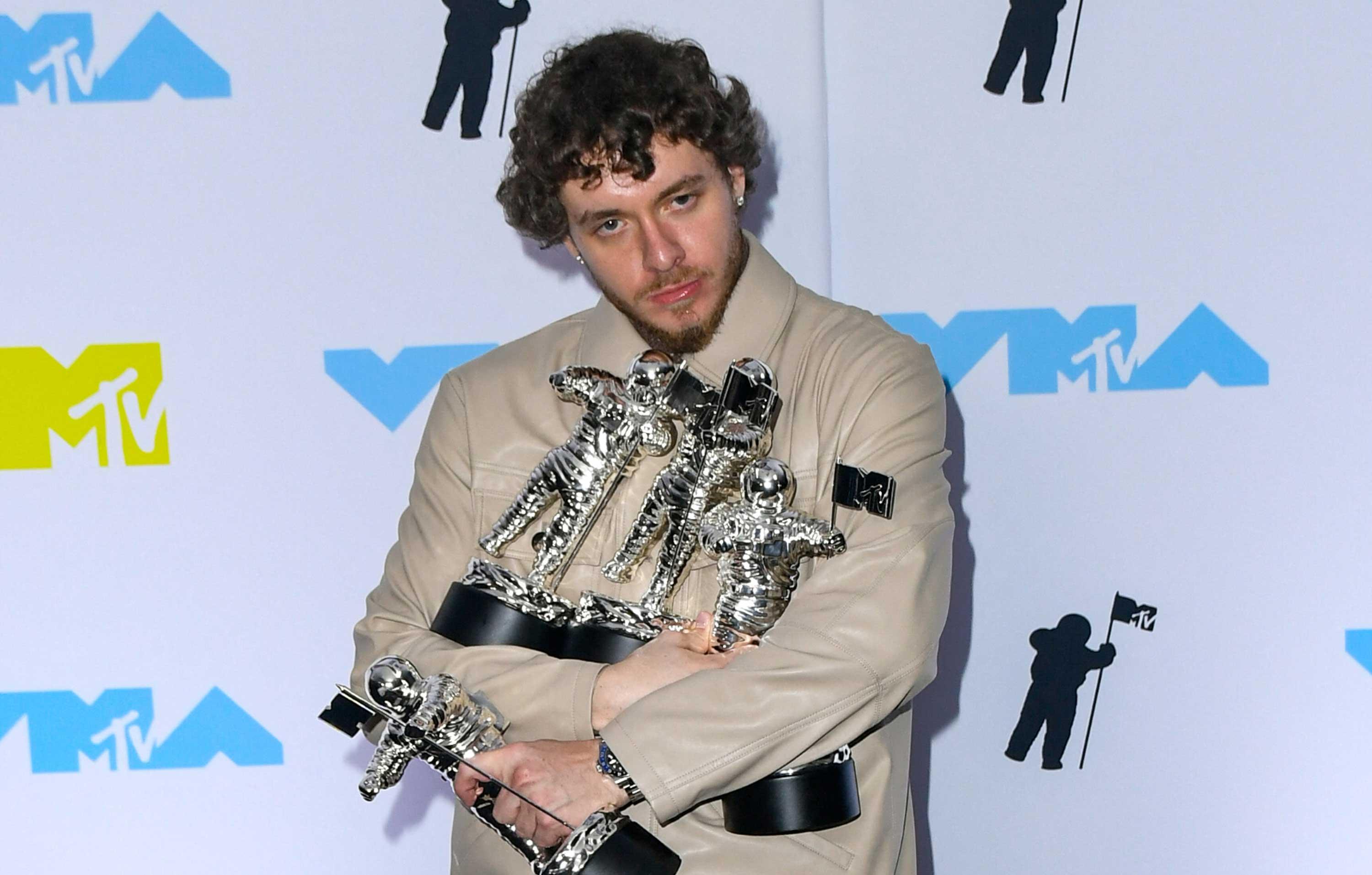 jack harlow strongly pursues romance with dua lipa