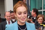 Lindsay lohan leaves court smiling teaser.jpg