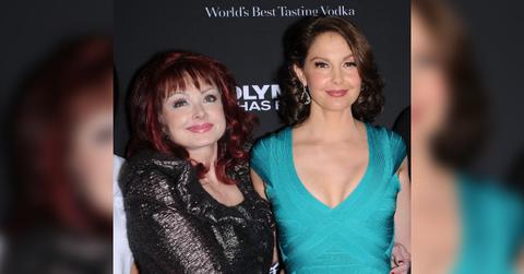 ashley judd public interfering grieving mom naomi death