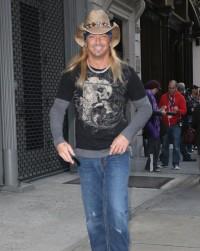 2010__04__wenn5373648 200×300.jpg