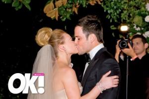 2010__09__okmagazine wedding hilaryduff13 300×199.jpg