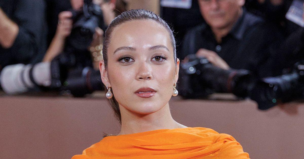 image of Laufey is known for blending jazz and pop music.