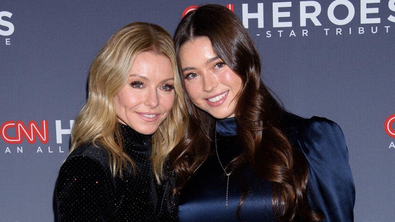 Image of Lola Consuelos also hinted she might be on vacation with her parents.