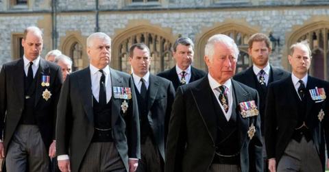 image of royal family