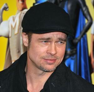 2010__11__Brad_Pitt_Nov15news 300&#215;296.jpg