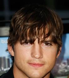 2011__02__okmagazine horoscopes ashtonkutcher 220×300.jpg
