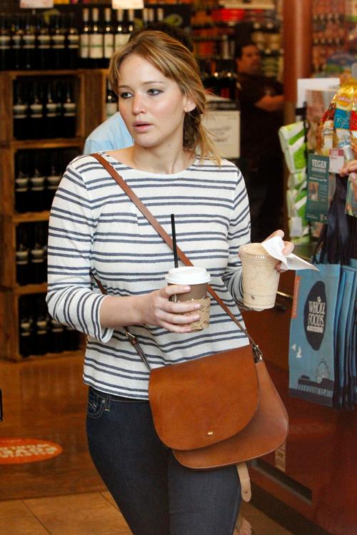 Jennifer Lawrence Hits Up Whole Foods While 'The Hunger Games' Hits ...