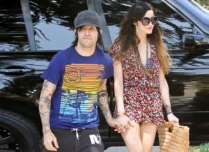 2010__08__Ashlee_Pete_Aug30_676 300×218.jpg