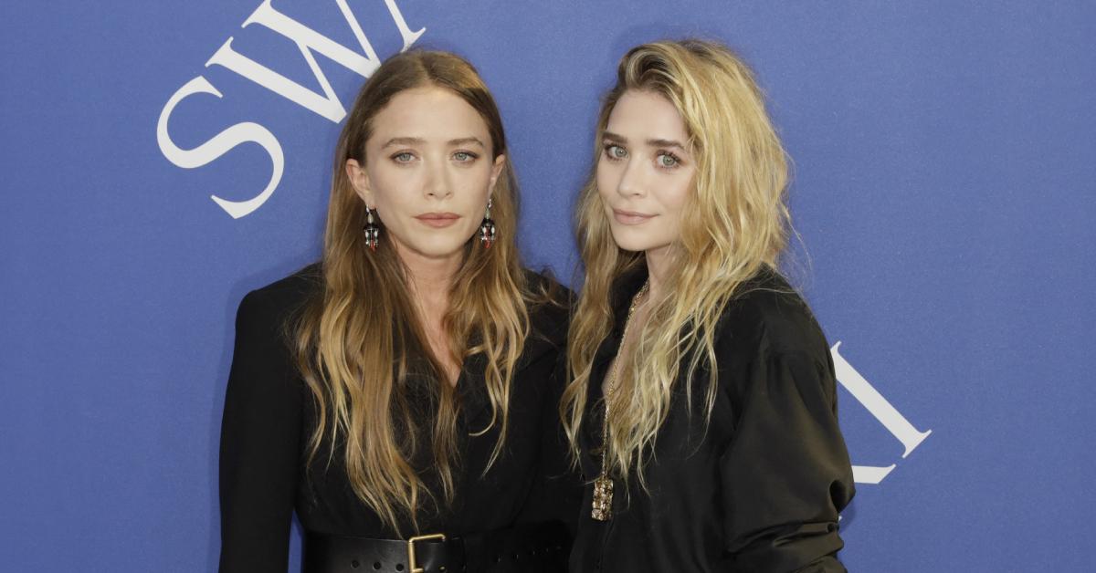 Photo of Mary-Kate and Ashley Olsen.